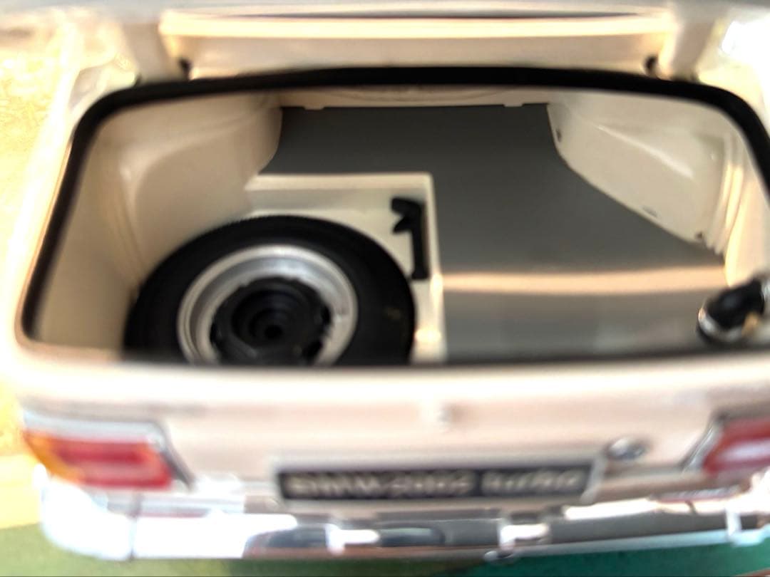 BMW 2002 turbo ミニカー1/18