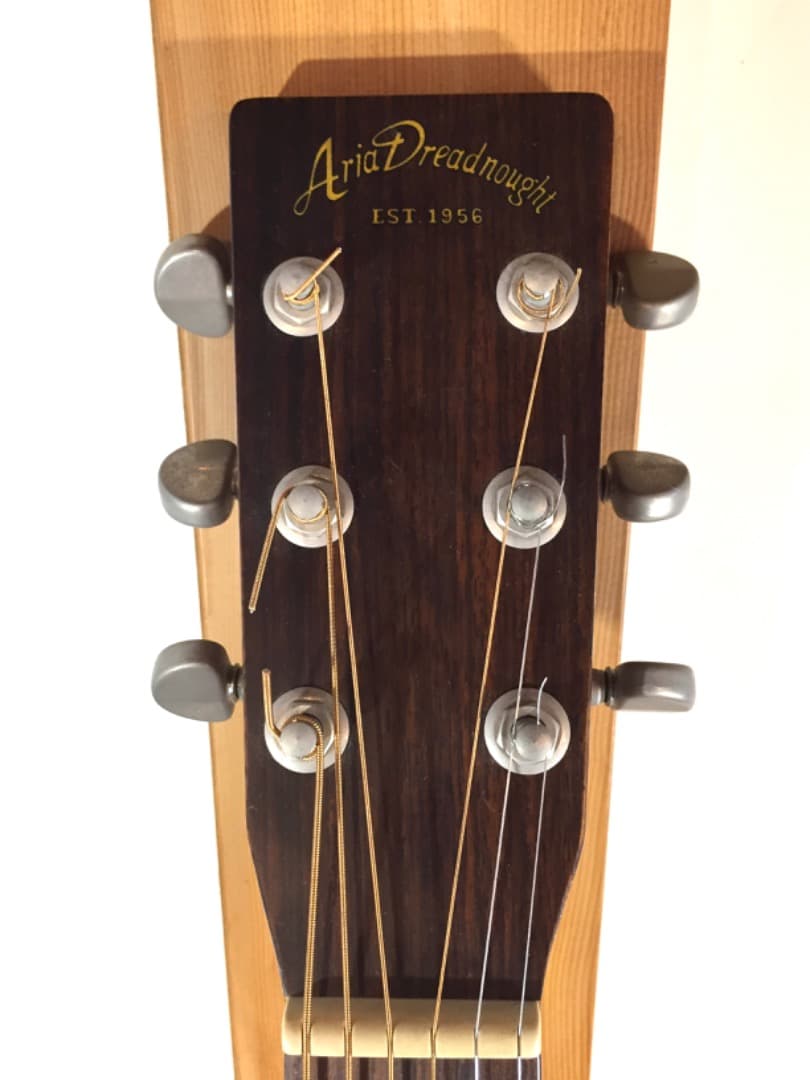 ○Aria Dreadnought アコースティックギター AF-25N ケース - メルカリ