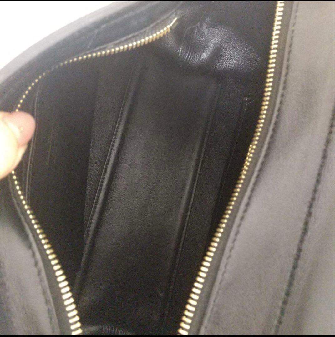 Nao様 Salvatore Ferragamo ソフィア　ブラック