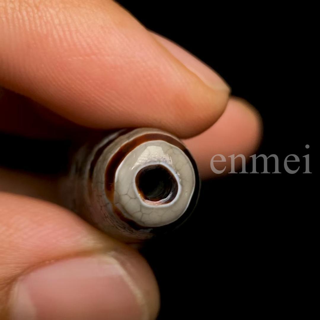 中国古美術・藏區老料・開片龍紋二眼天珠・西蔵