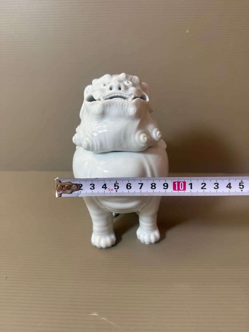 2905 無形文化財平戸三川内焼白磁獅子香炉陽山松太郎作