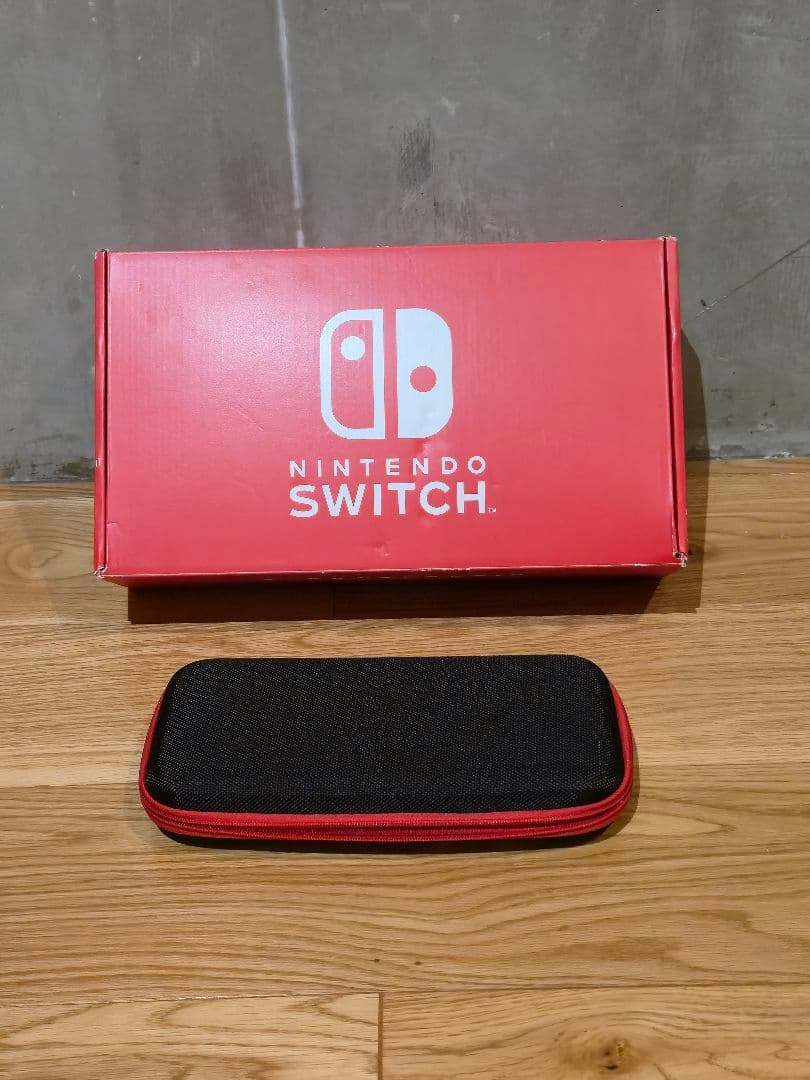 【完品】Nintendo Switch 本体 ネオンレッド&ネオンレッド