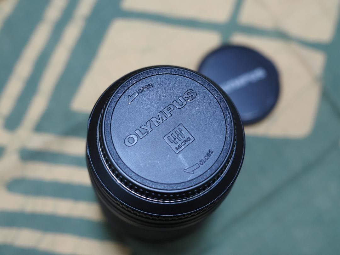 OLYMPUS ED 75-300mm f/4.8-6.7 II ケース類付き