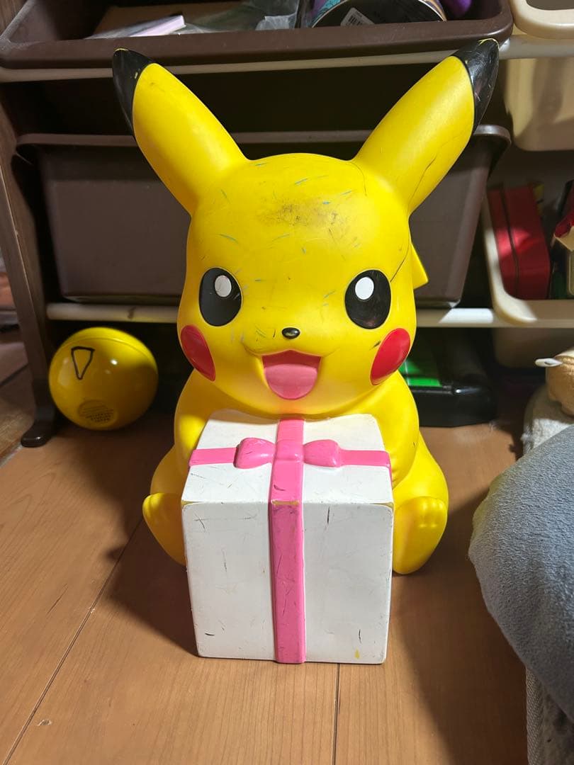ポケモンキッズ 15th ビッグソフビ ピカチュウ - メルカリ