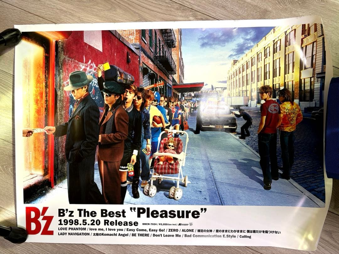 B'z Bestアルバム他 復刻版ポスター5枚セット - メルカリ