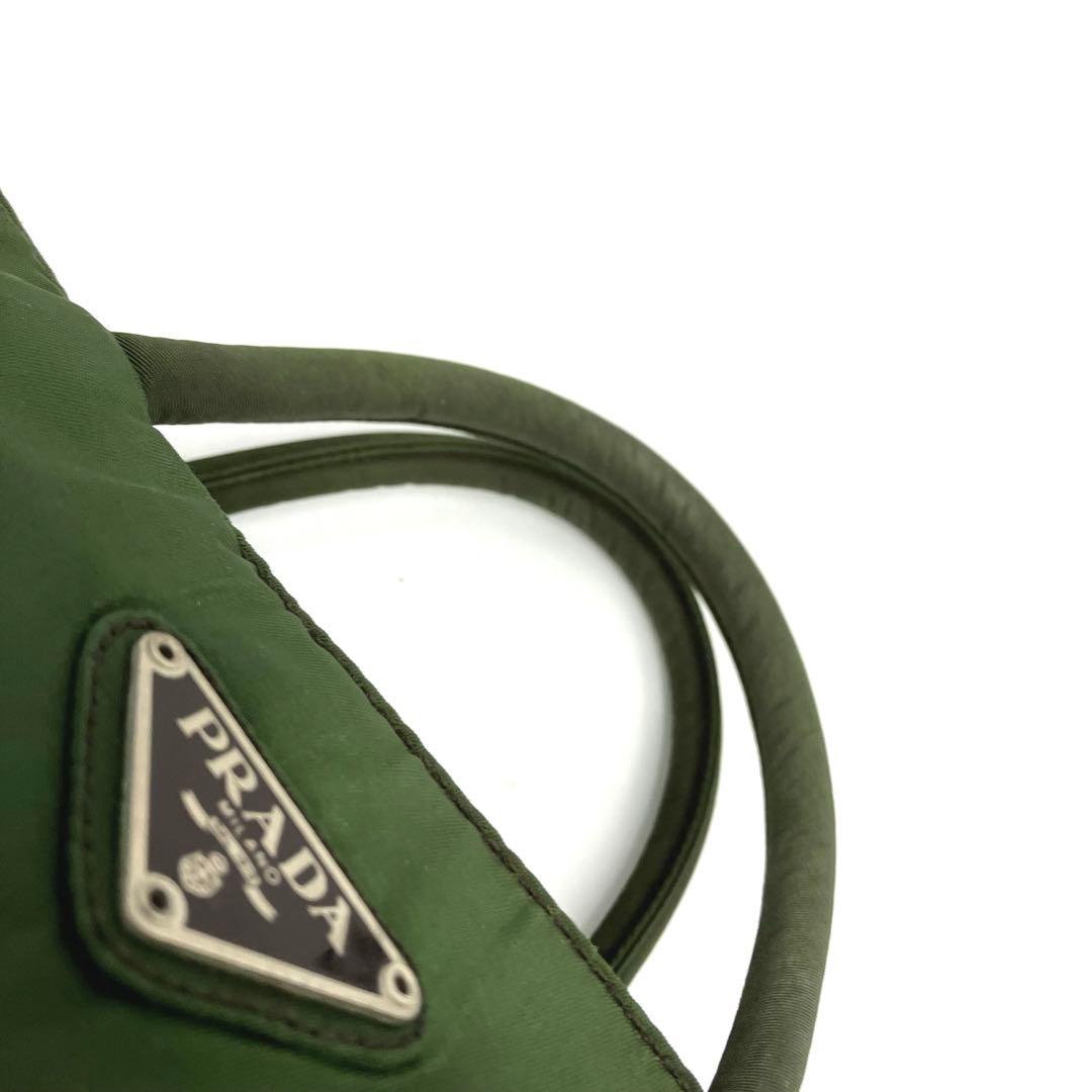 大人気☆PRADA☆プラダ☆ハンドバッグ☆三角プレート☆ナイロン☆ダークグリーン