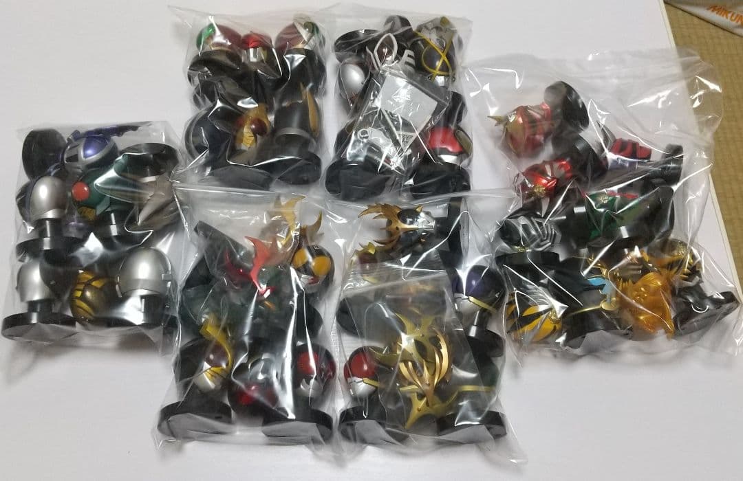 セット売り 仮面ライダー マスクコレクション 真 発光台座 ジョーカー など