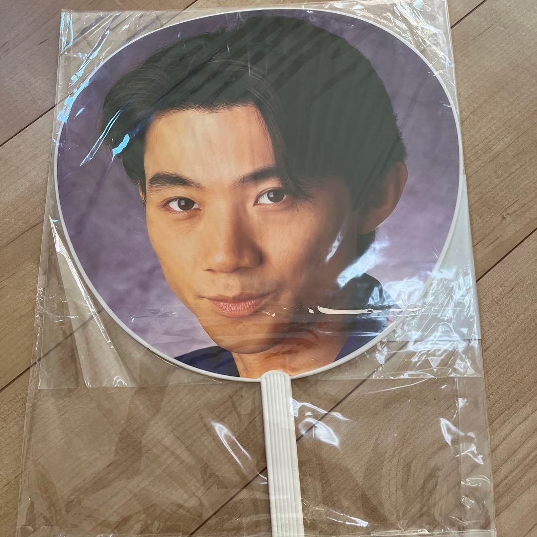 東敦子様専用】佐藤敦啓、内海光司、写真60枚位！うちわ…貴重2本