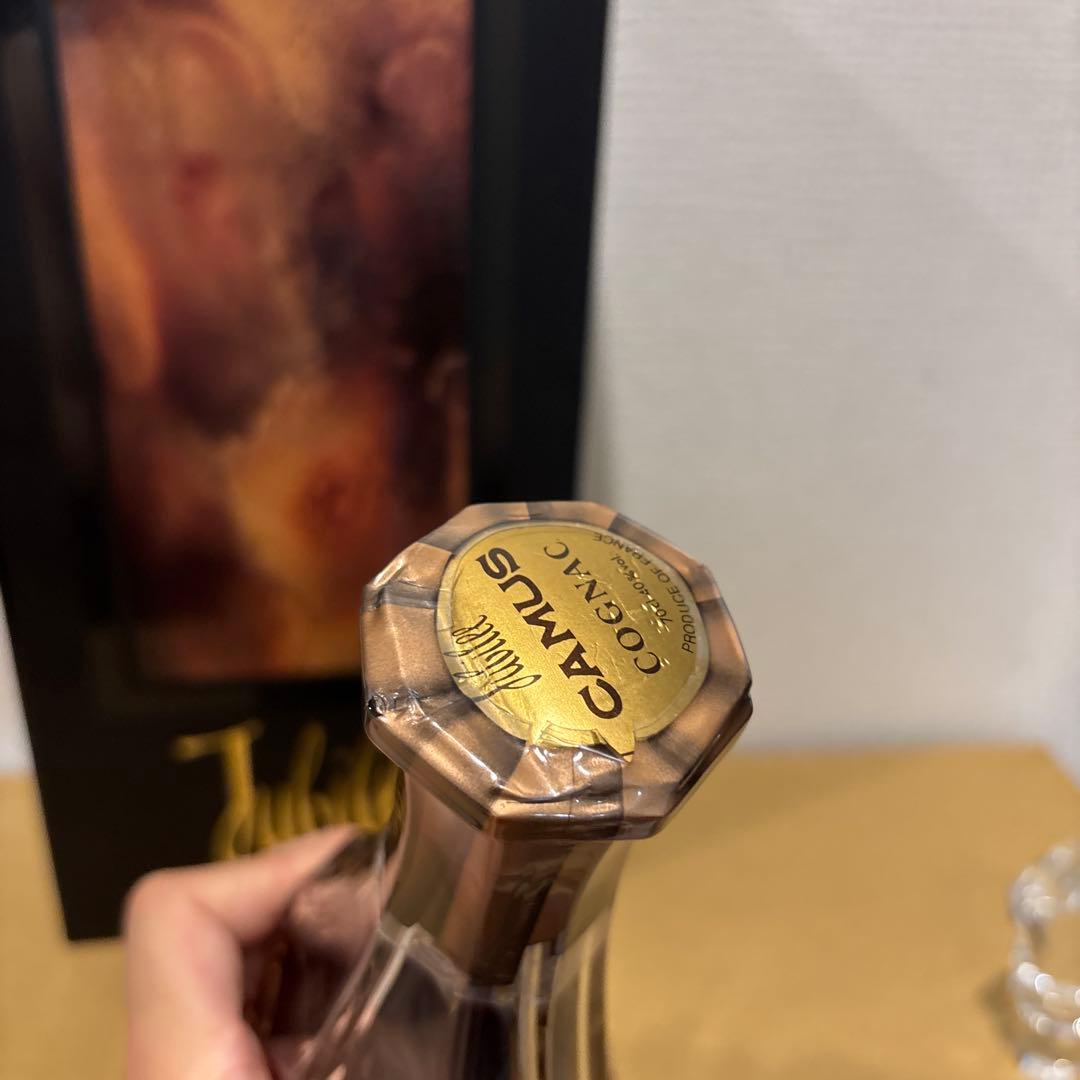 CAMUS（カミュ） ジュビリー バカラボトルの「買取価格」と「酒言葉