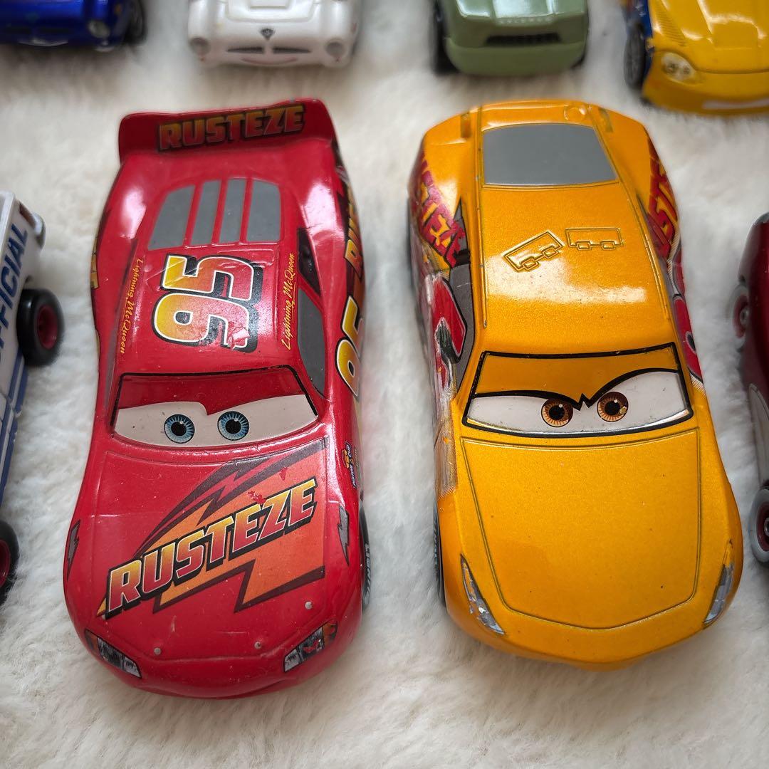 カーズ　マテル　10台