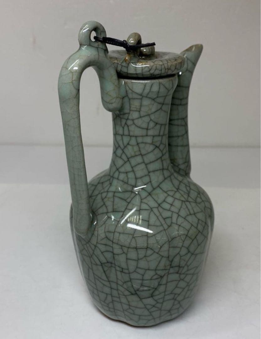 中国古窯 哥窯青磁 ヒビ焼 水注