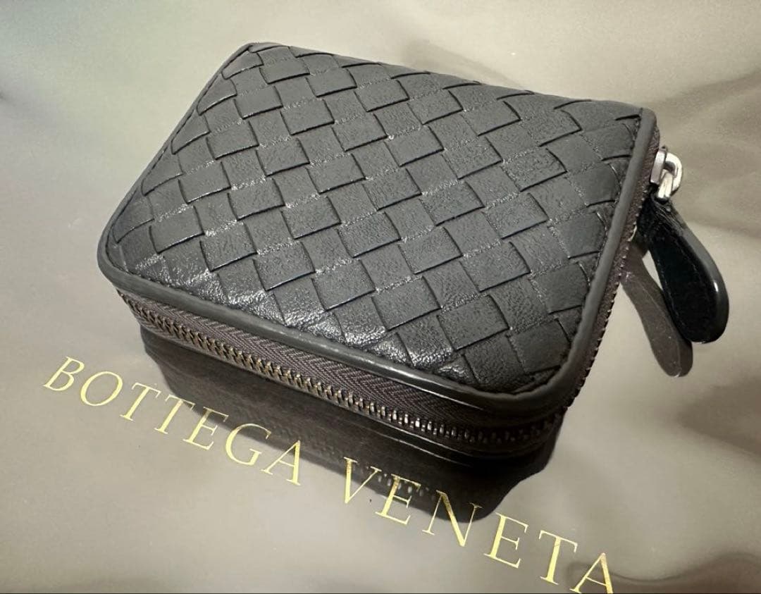 【付属品付】ボッテガヴェネタ イントレチャートケース/ラム/灰1️⃣✨✨