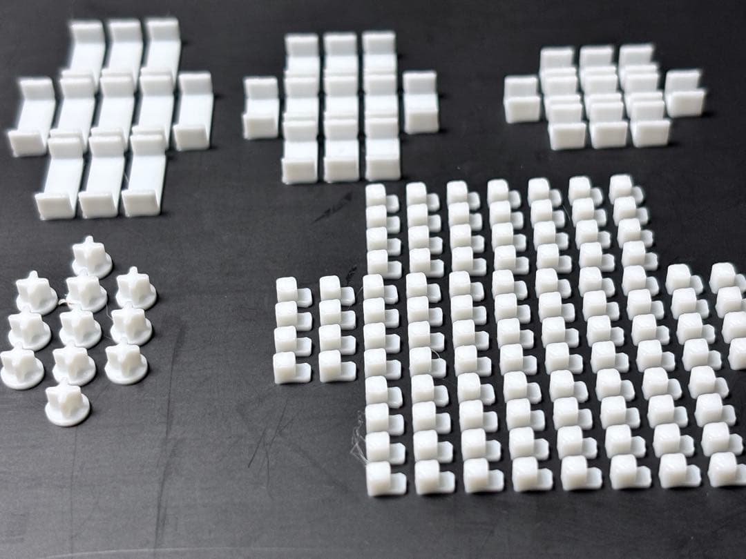 建築模型 机4種×10 椅子100脚 縮尺1/200 数量変更可 - メルカリ