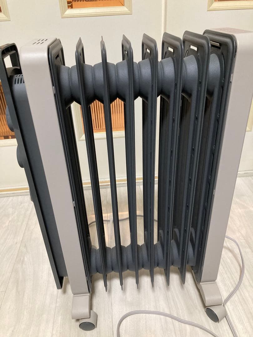 DeLonghi VertiCaldo オイルヒーター