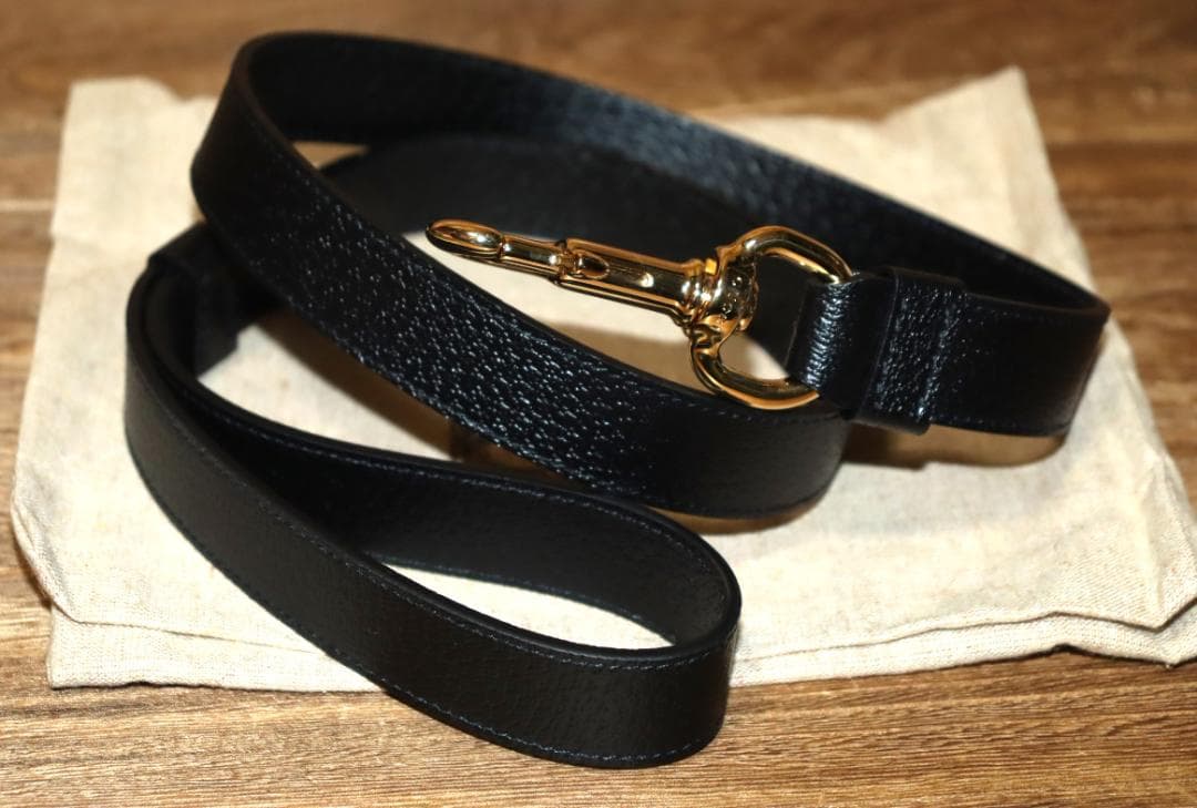 新品 GUCCI インターロッキングG ドッグリードの通販はau PAY