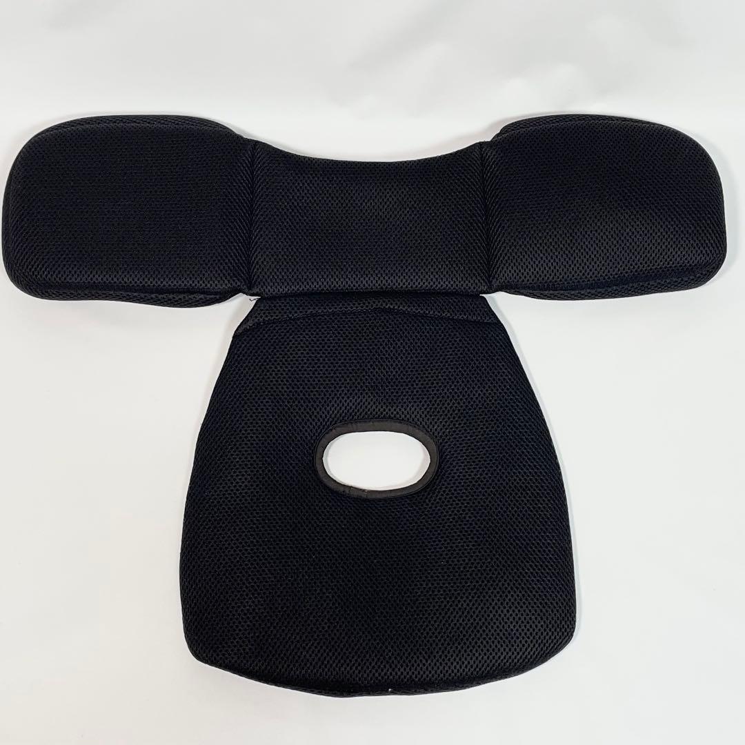 【美品】アップリカ　エアグルーヴ プラス　ジュニアシート　ブラック