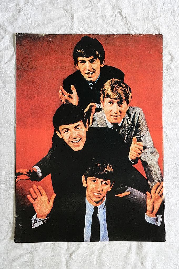 ビートルズ ジャイアント スクラップブック