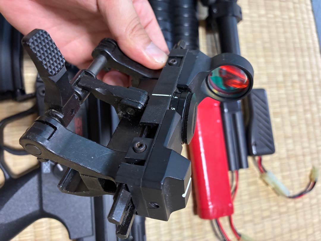 MP5電動ガン マガジン付き