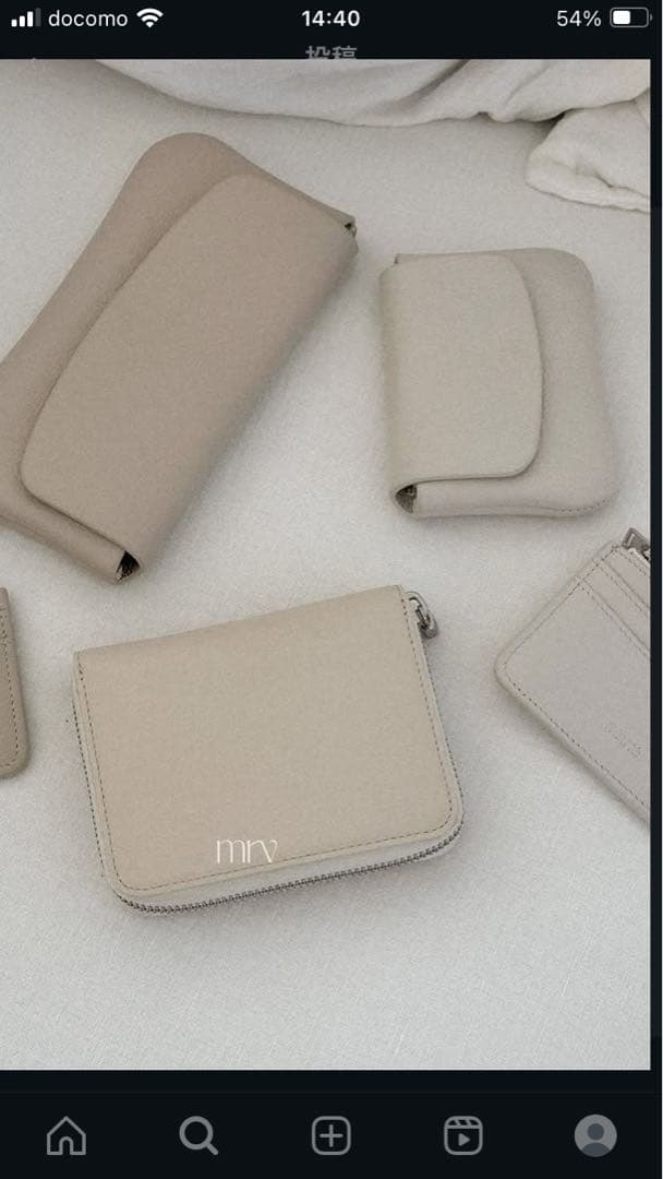 韓国miruveミニウォレットクリーム - メルカリ