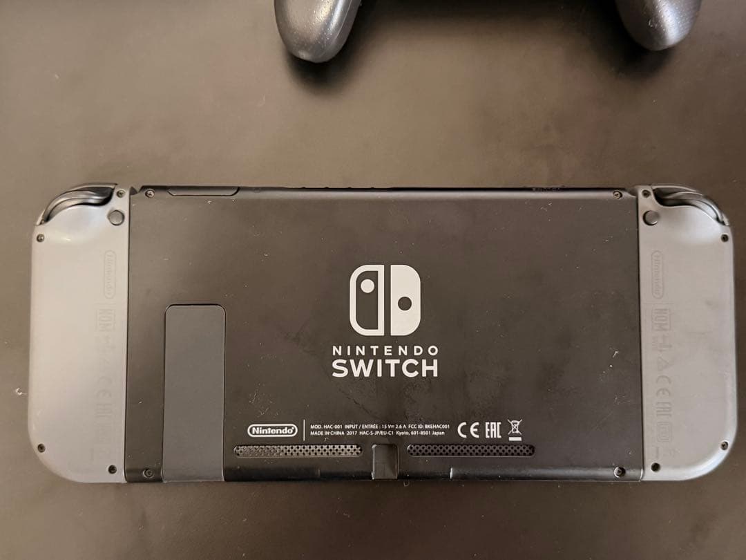 Nintendo Switch 本体＋プロコン、有線LANアダプタ