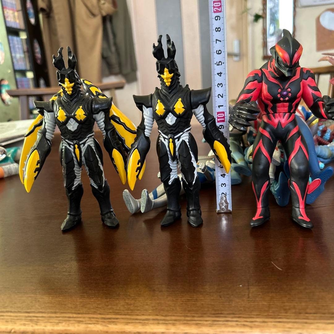 ウルトラマン　ソフビ　怪獣　まとめ売り