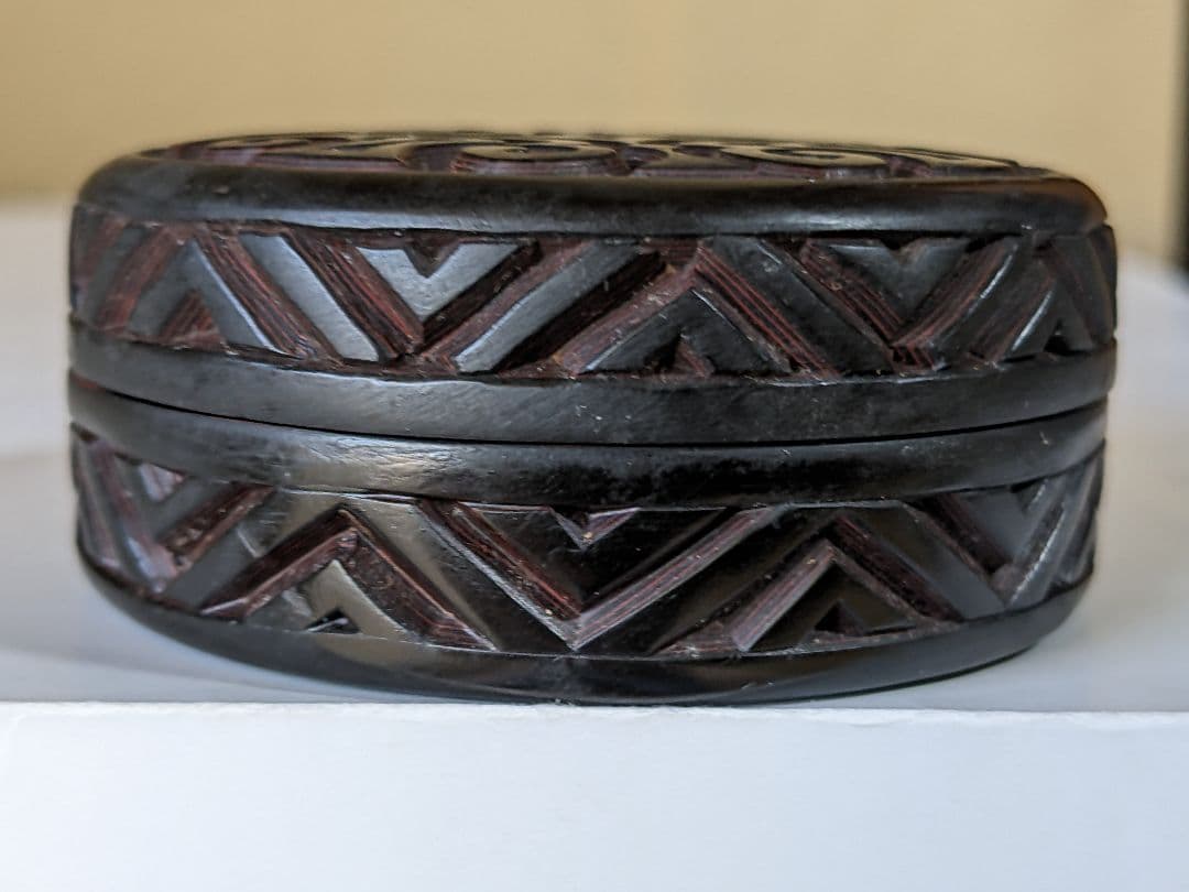 ♢中国 古美術品 骨董品 古玩 堆朱 堆黒 盒子 香合 漆芸 漆器