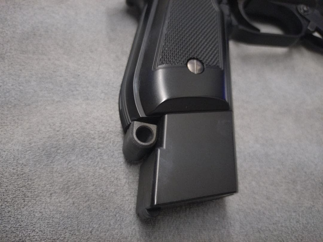 東京マルイ M93R 18歳以上電動ハンドガン オールブラックおまけ付き