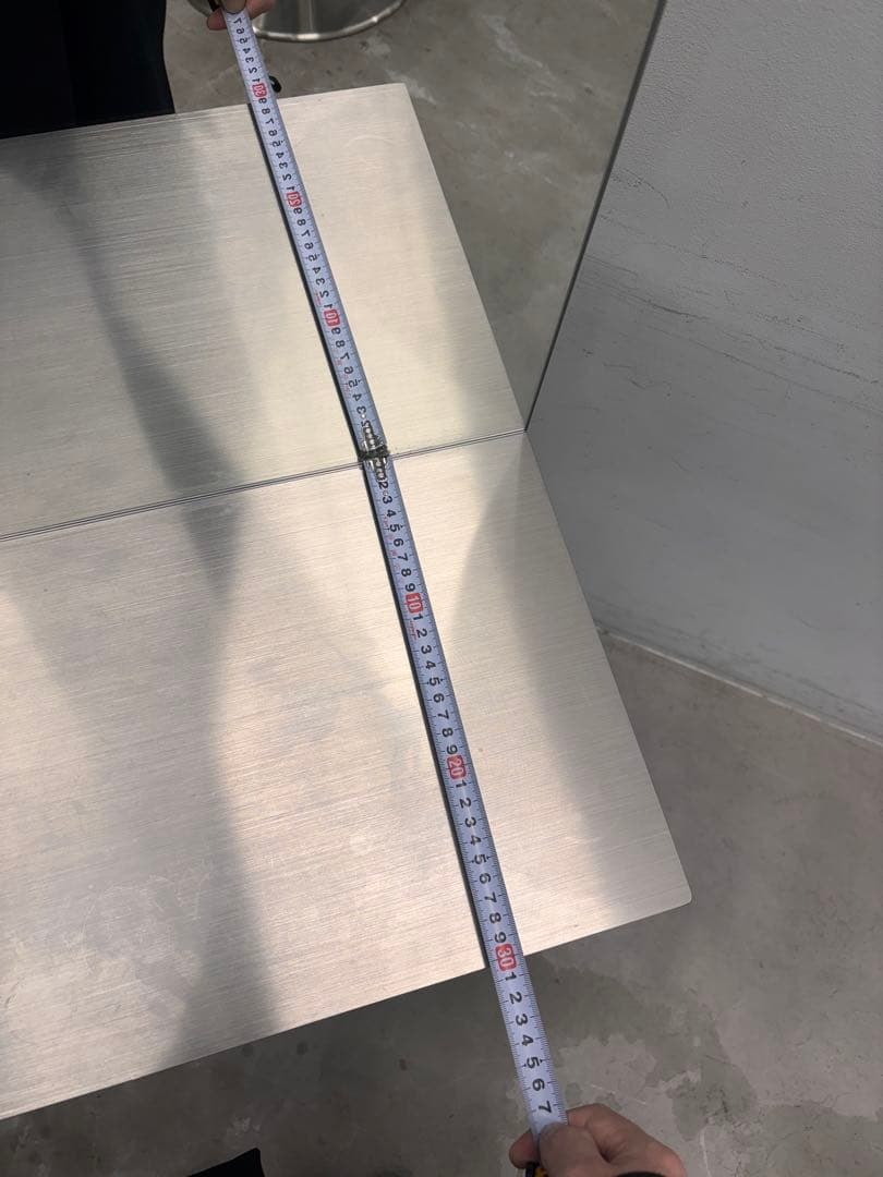 美容室 椅子イス セット面 黒いレザーサロンチェアとミラー付き