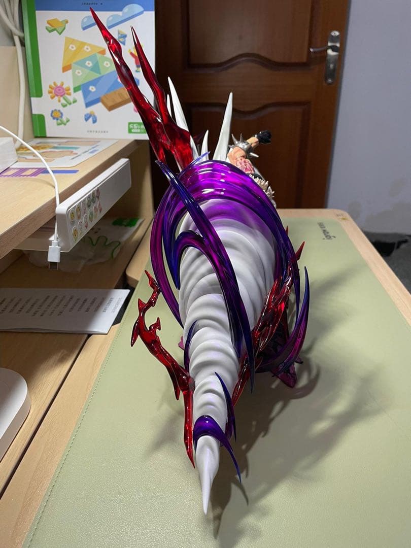 ワンピース ビッグマム海賊団  カタクリ フィギュア 塗装済み品 ガレージキット