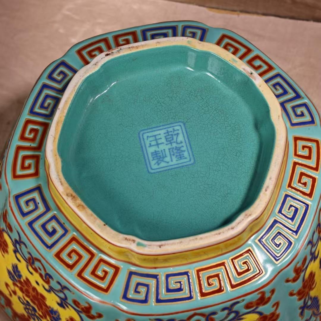 中国古美術・珍蔵七宝彩と粉彩・磁器六角碗・琺瑯彩・純手描き・箱付・置物・観賞皿