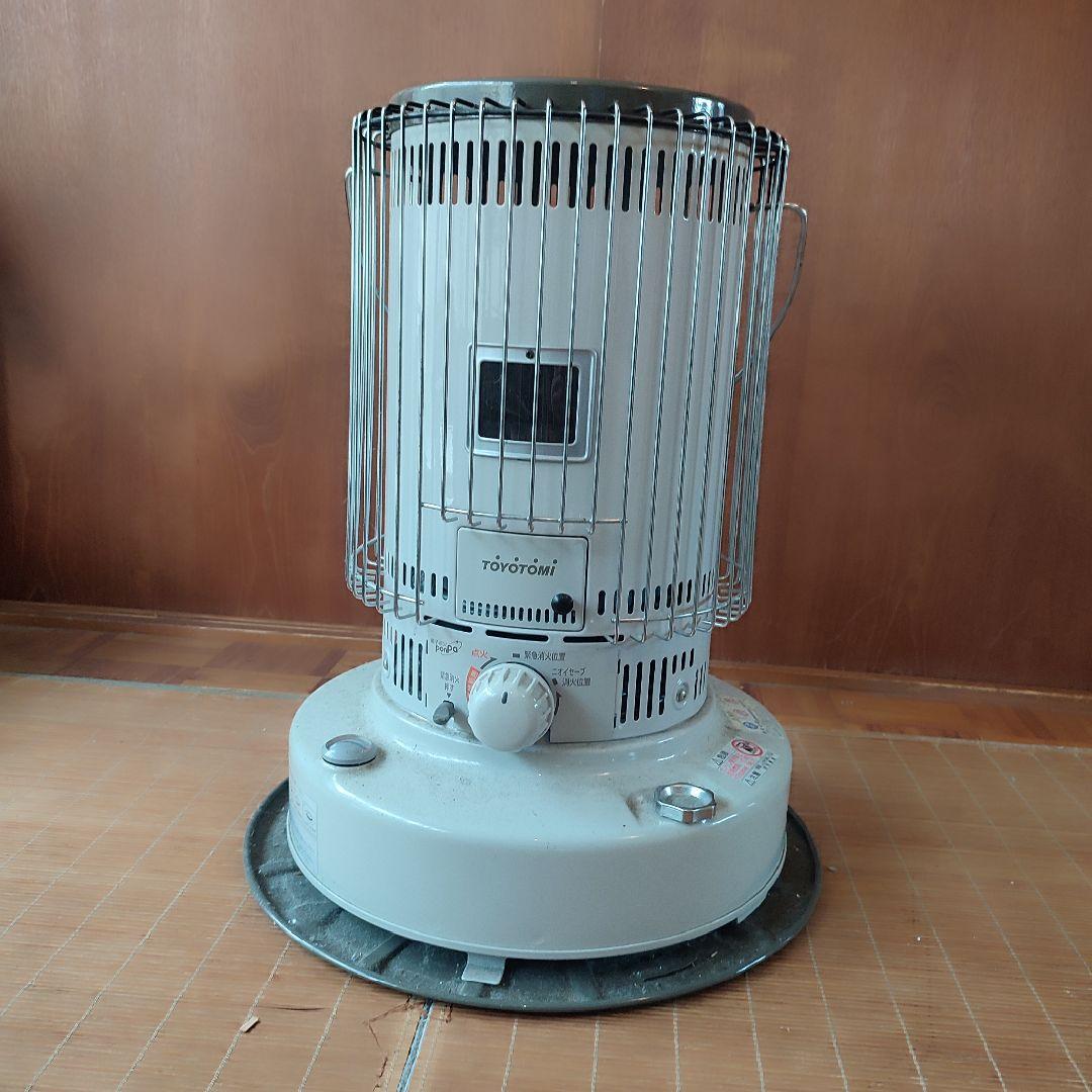TOYOTOMI(トヨトミ) 石油ストーブ コンクリート24畳~木造17畳の通販は