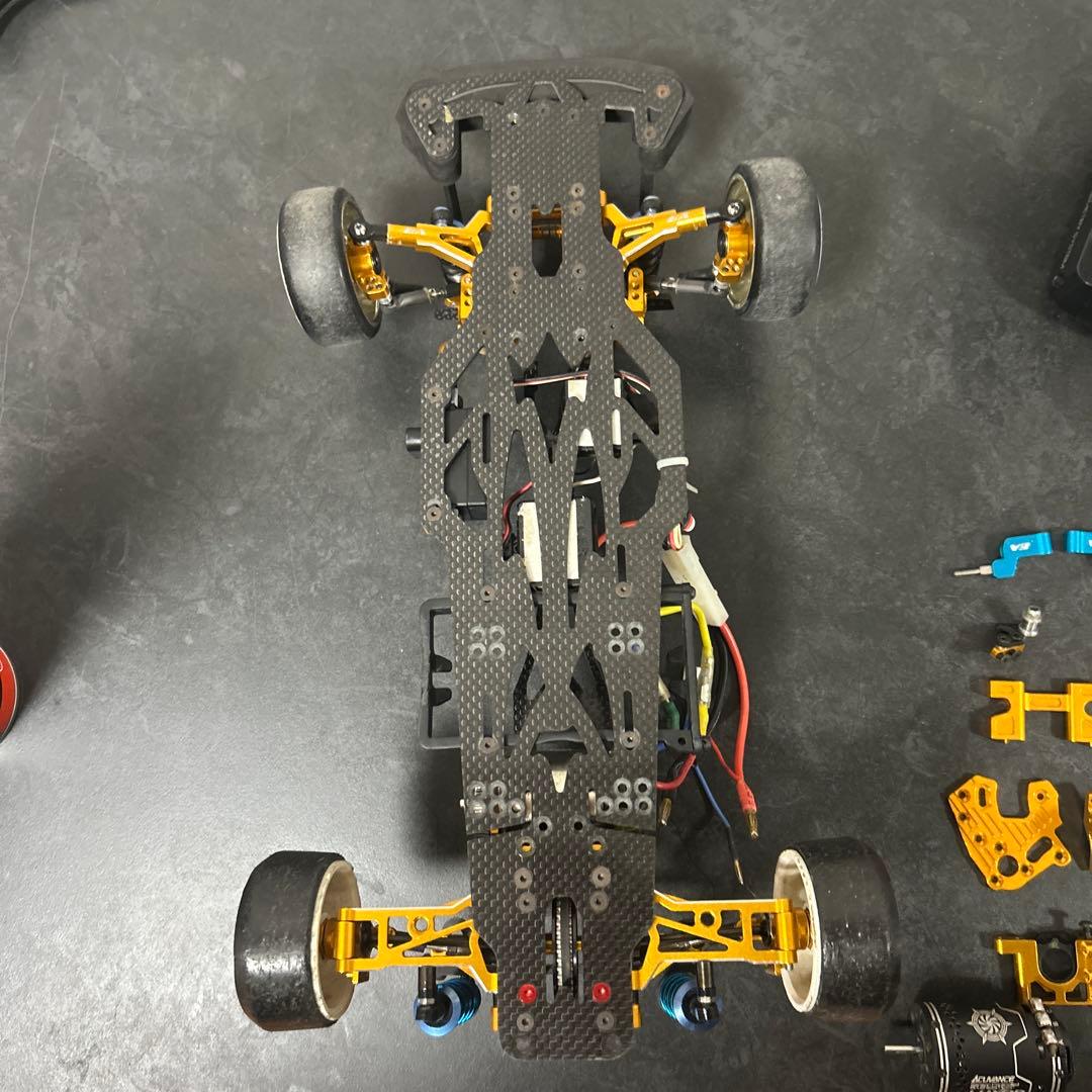 ラジドリ TA-05 VDF ゴールド 魔改造シャーシ 2駆 RWD化