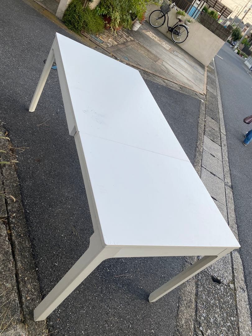 今週中に購入したらセール☆ホワイトダイニングテーブルとベージュアームチェアセット