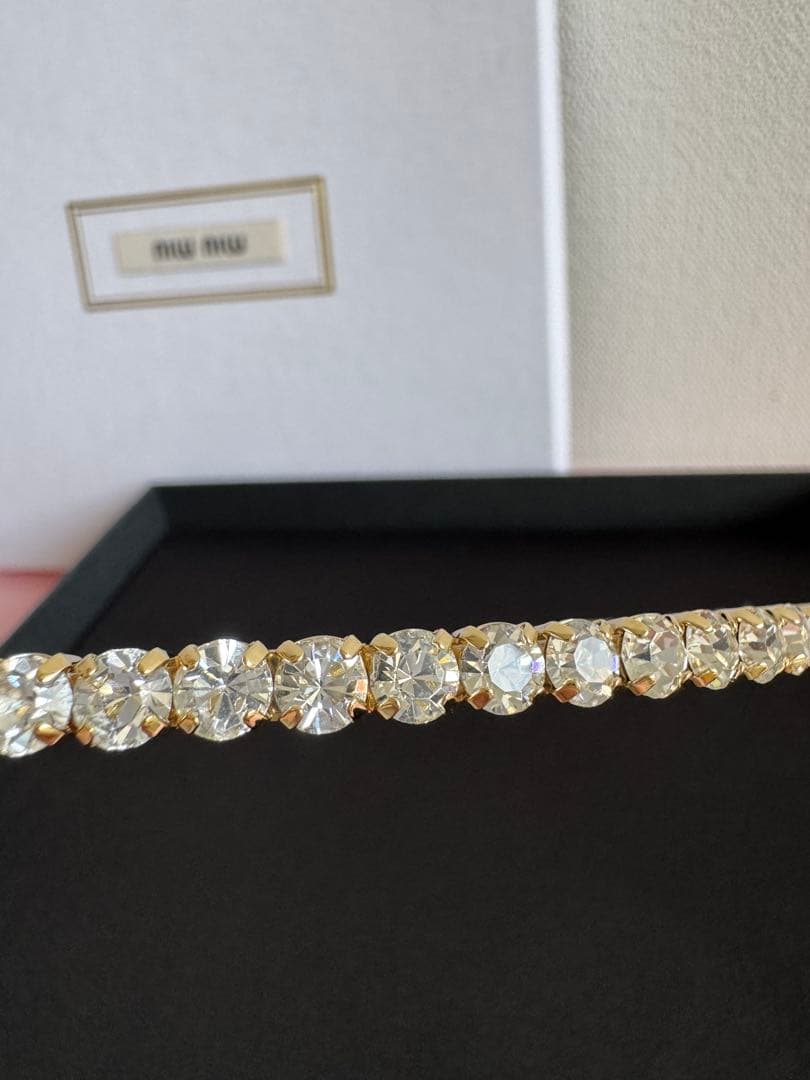 ❤︎美品❤︎ 【MIUMIU 】クリスタルヘアバンド カチューシャ　✨ゴールド✨