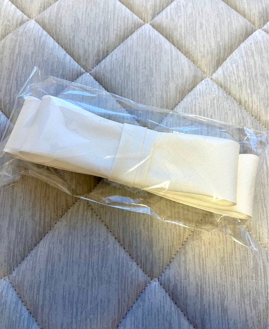 エマリーエ シンプルエリザベート11号 リボンボンネやベール等付