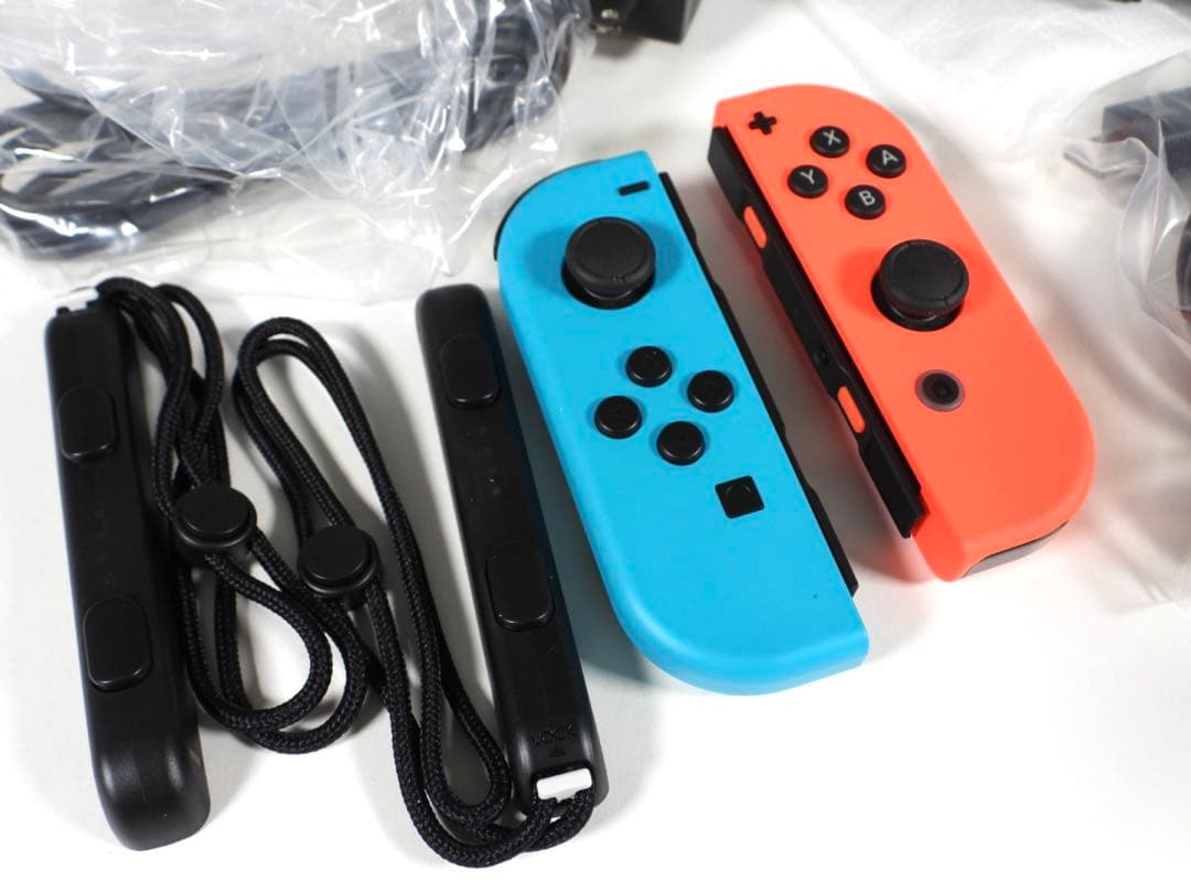 【じんさん】【美品】 Nintendo Switch 本体 2020年製