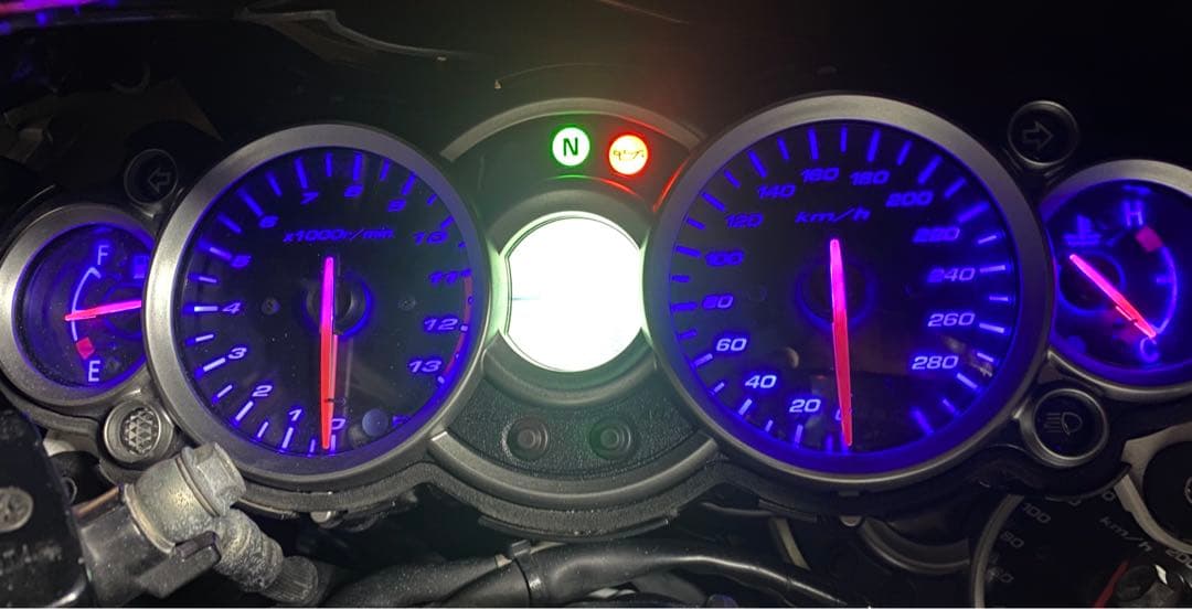 スズキ純正 GSX1300R ハヤブサ 隼 メーター GX72 CK111 等 - メルカリ