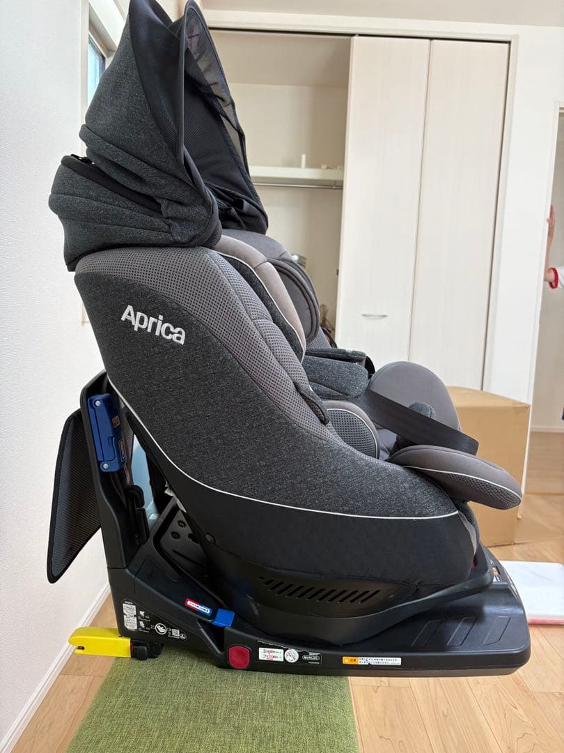 アップリカ　クルリラプレミアム 8AP72DBAJ グレー　回転式