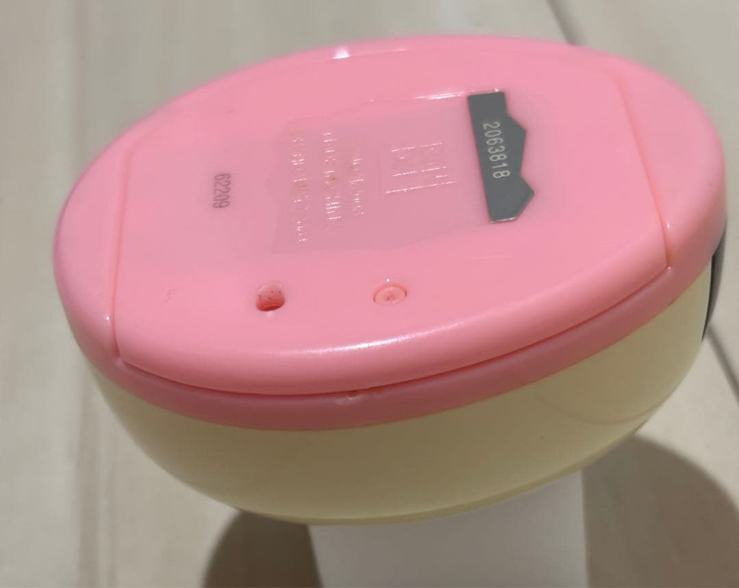 【激レア・希少カラー】BANDAI たまごっちプラスカラー　クリーム＋ピンク