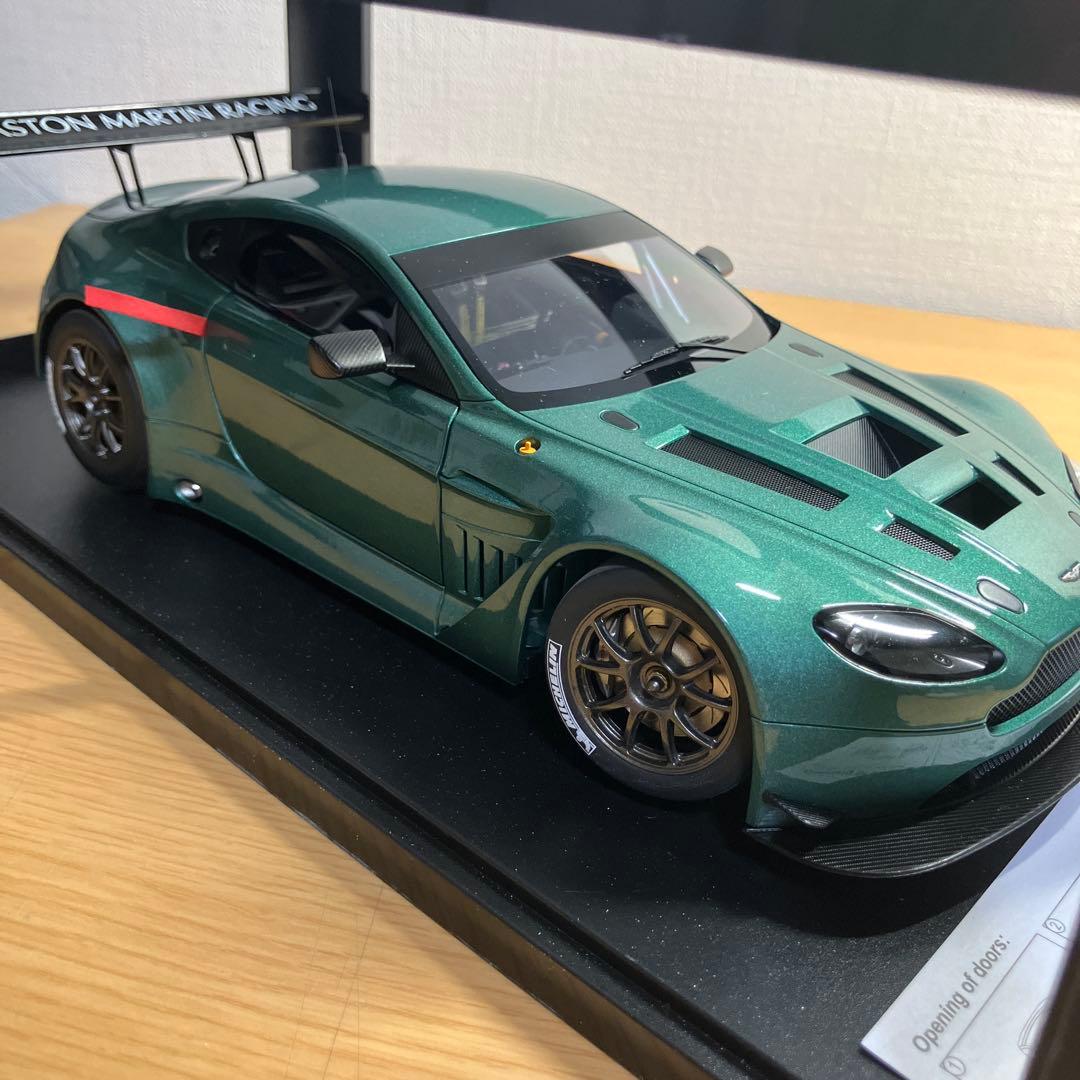 1/18 ASTON MARTIN VANTAGE V12 GT3(グリーン)