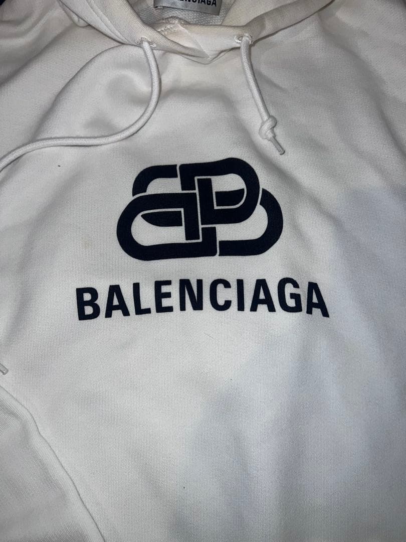 BALENCIAGA ホワイト パーカー（オーバーザイズ）
