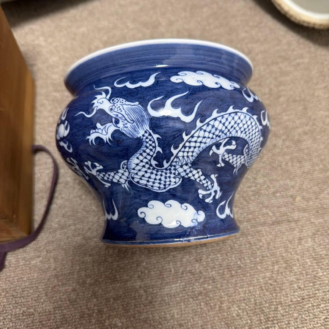 蓋付き陶器容器 青白雲模様 木箱付き 水差し 染付 龍 中国 骨董品の
