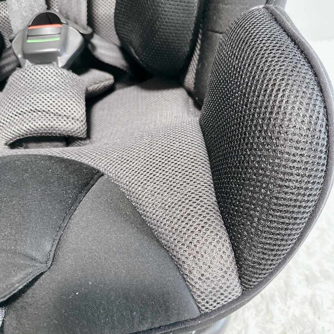 Aprica　アップリカ　フォームフィット　360°　セーフティ　ISOFIX