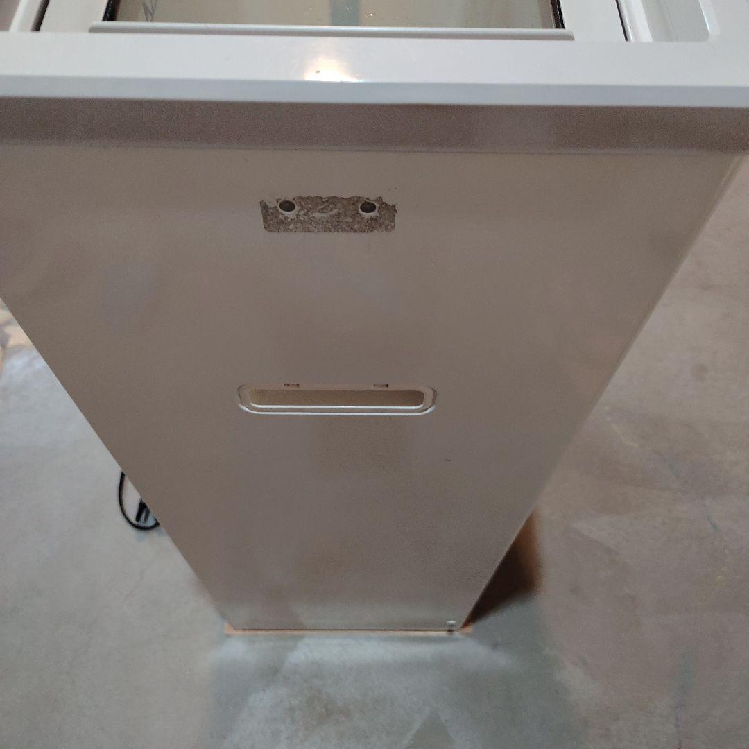 コンパクト　冷凍庫　サンデン　ホワイト