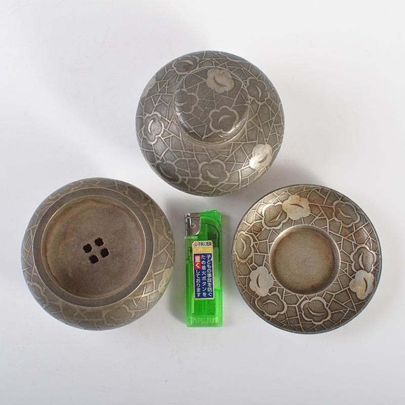 本錫　継山造　花文　茶壷　茶こぼし　茶托五客　合計約1027g　D　R6699