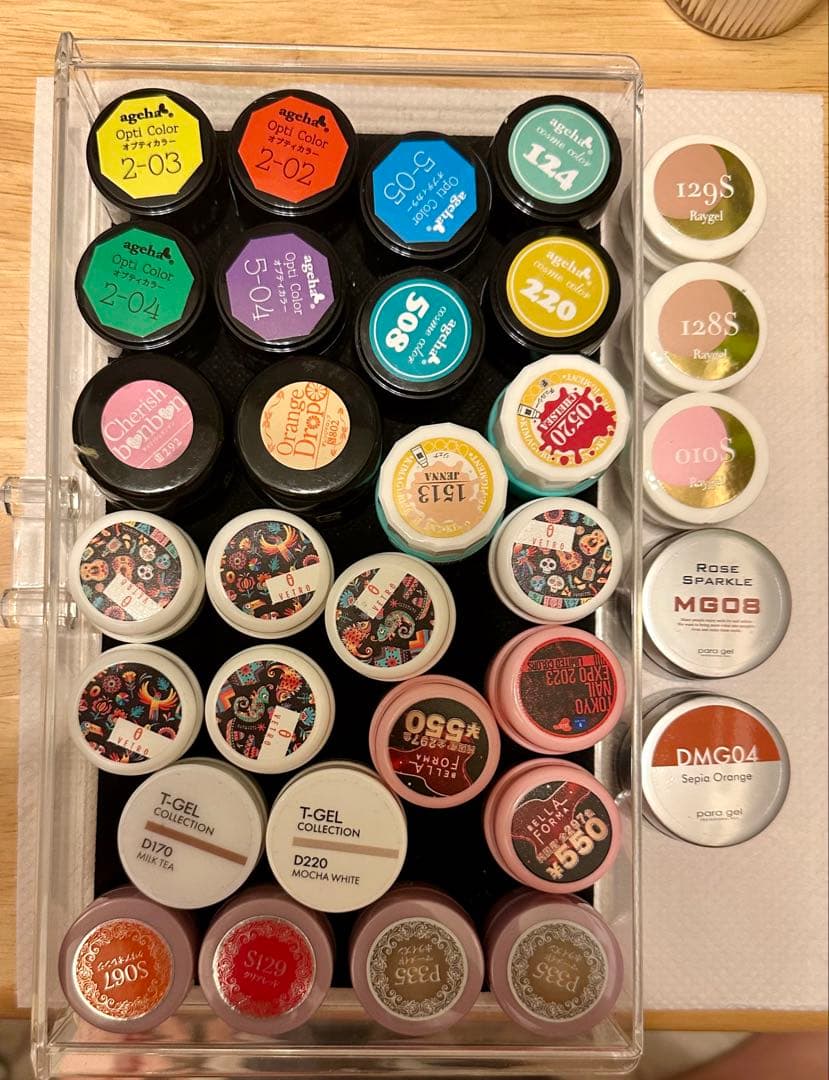 プリジェル カラーまとめ売り32個 開封済み ミューズ ジェルネイル