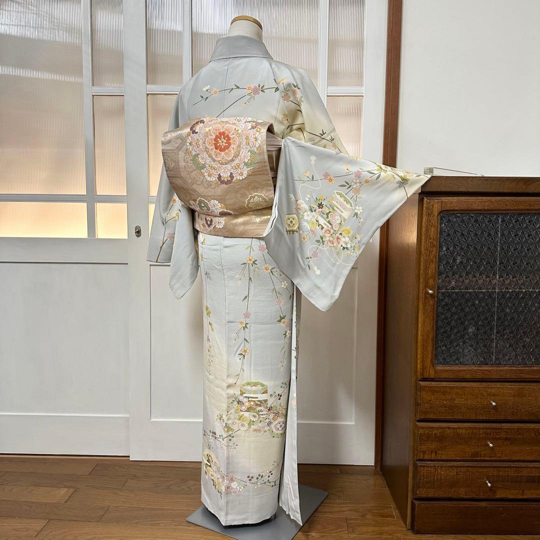 付下げ 袷 正絹 薄雲鼠色・薄黄色 暈し 貝桶・檜扇