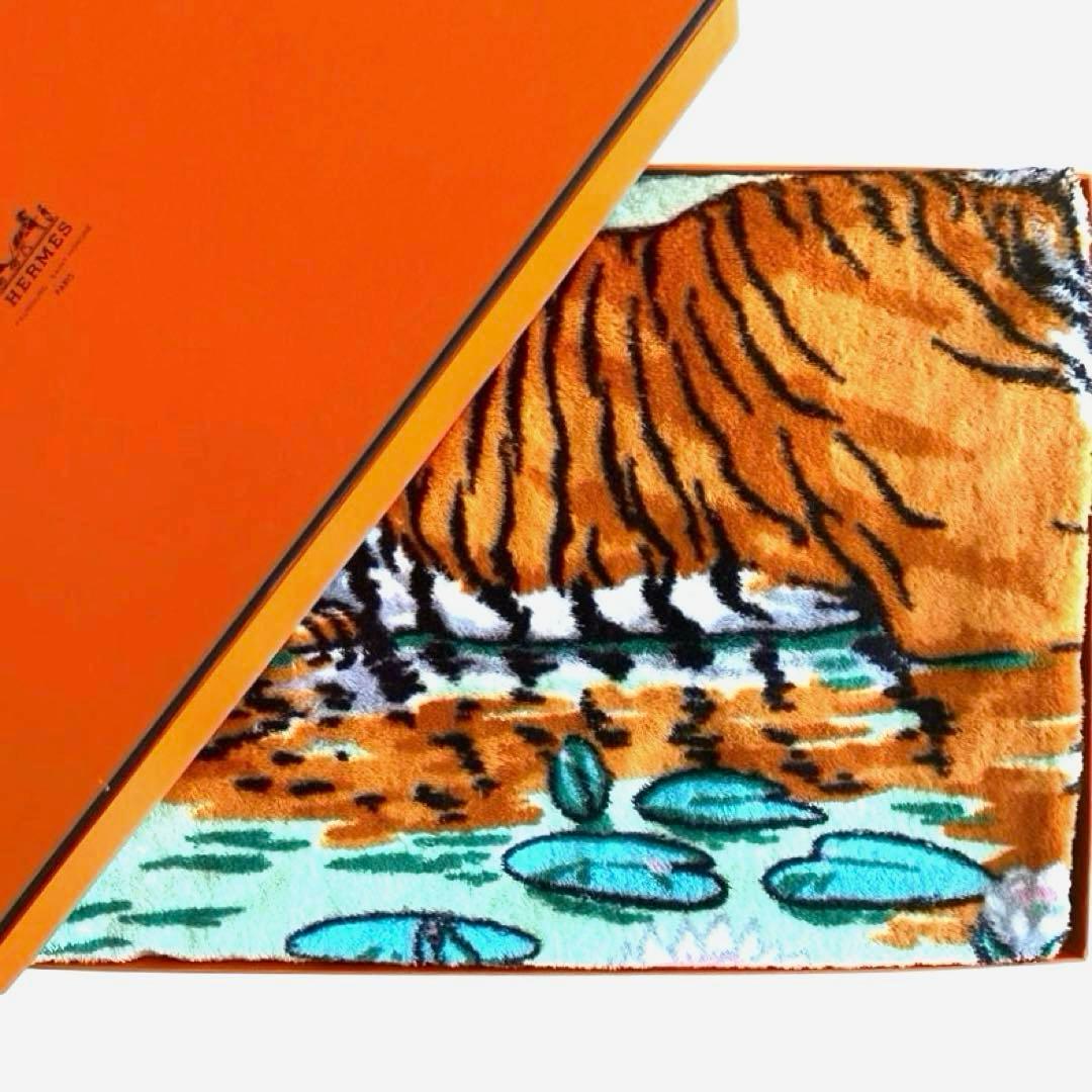 希少 美品 エルメス ビーチタオル 超大判ラグ 玄関マットトラ タイガー