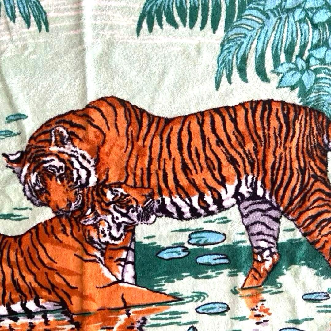 希少 美品 エルメス ビーチタオル 超大判ラグ 玄関マットトラ タイガー