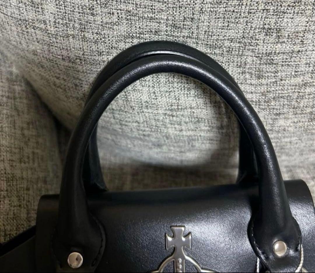 新作　Vivienne Westwood BETTY MINI ハンドバッグ
